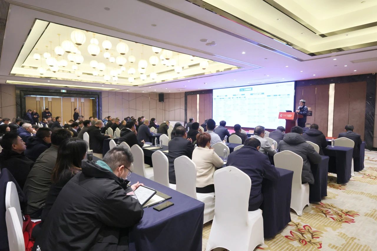 启新程，，，，，向未来！龙8头号玩家矿岩揭牌庆典暨新春发货仪式圆满举行