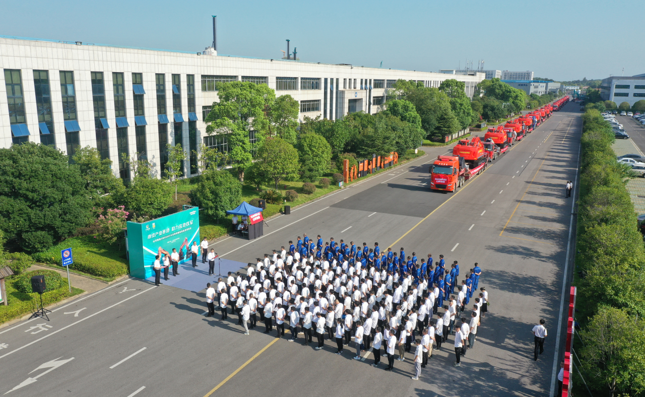 赓续工业赛道，，，，，，，，助力应急铁军|龙8头号玩家智能应抢救援装备批量交付安能集团