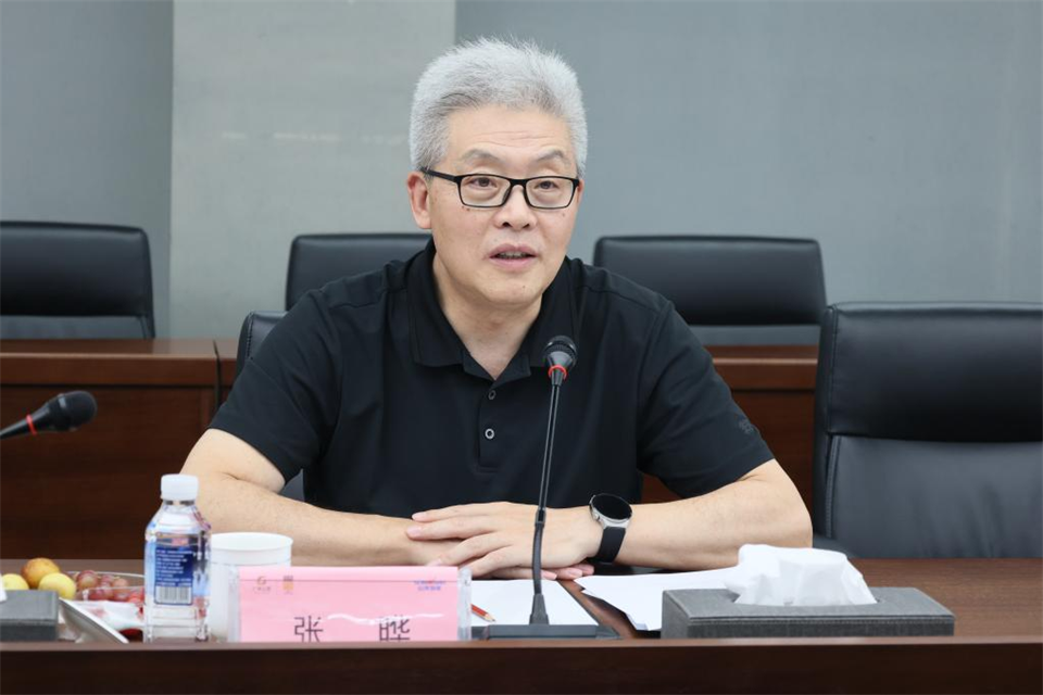 中国五矿工会主席、职工董事张晔到龙8头号玩家智能调研交流