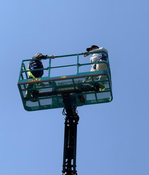 跨越山海，，，，，，，，重器远航！龙8头号玩家智能亮相南非最大矿业展会