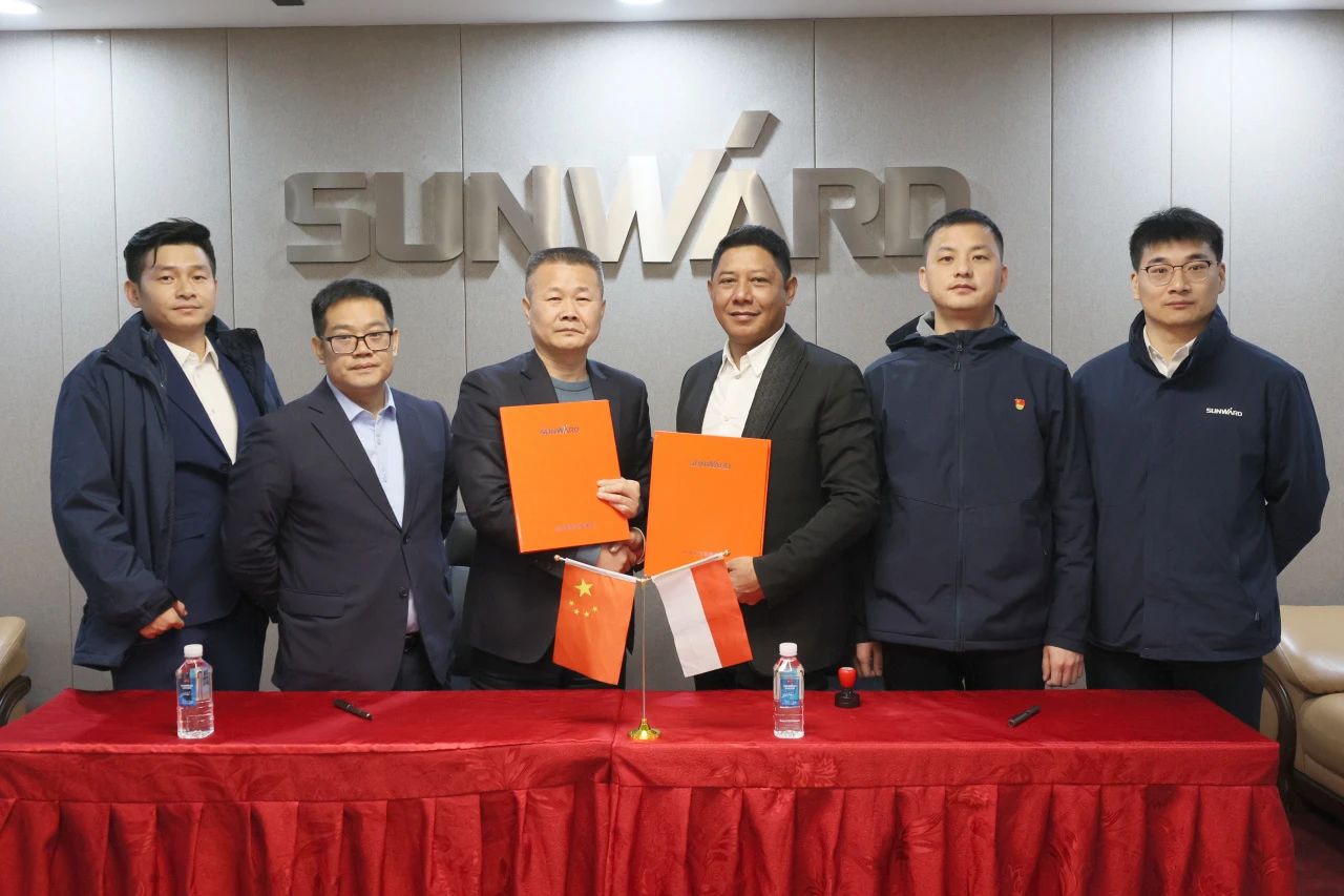 龙8头号玩家智能与印尼着名大型矿山企业签署相助备忘录