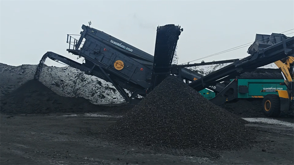 不惧-30℃极寒挑战，，，，，龙8头号玩家普石勒破碎筛分装备稳固运行！