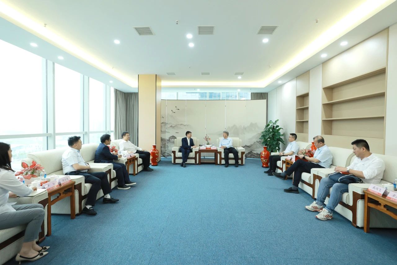 龙8头号玩家智能与中核二十五深化相助，，，，，，，共探矿山智能化与外洋市场新机缘