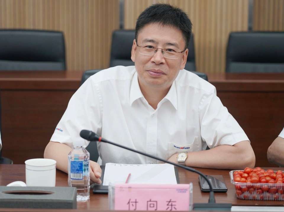 深化协同，，，，，，同营生长！中铝国际董事长李宜华、长沙有色院董事长谭荣和到访龙8头号玩家智能