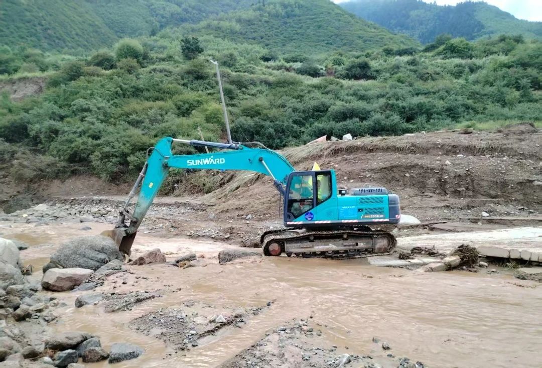 关注！龙8头号玩家智能紧迫驰援甘肃榆中