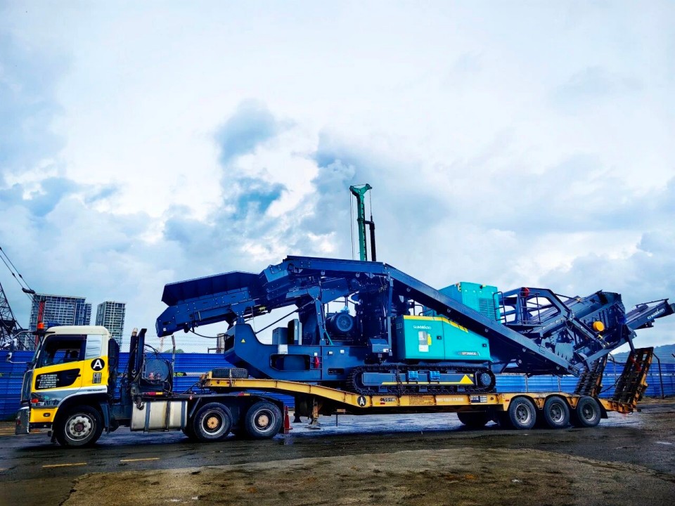 龙8头号玩家智能高端装备批量交付，，，，，，，，助力马来西亚基建升级